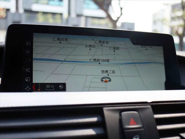 正M版 總代理 M Sport 換檔撥片  第12張相片