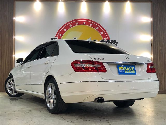 BENZ E200  第5張相片