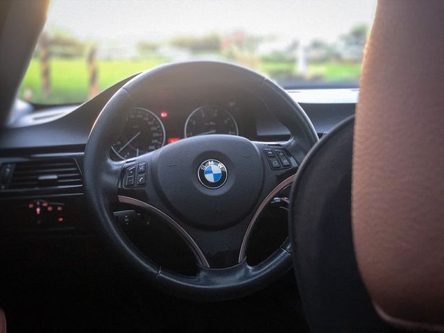 BMW 320CI  第9張相片