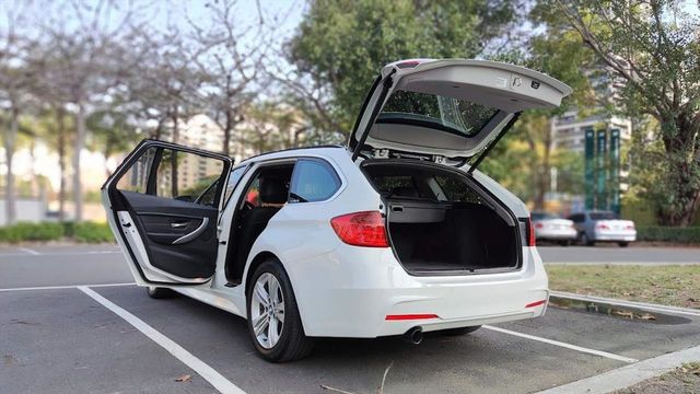 Touring旅行車 一手車汎德總代理  第10張相片