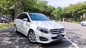 B200汽油版 全景天窗1.6渦輪一手車  第3張縮圖