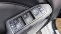 B200汽油版 全景天窗1.6渦輪一手車  第23張縮圖