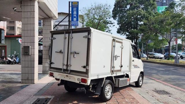 只跑3萬正港有夠美 -5度內外都皆新  第10張相片