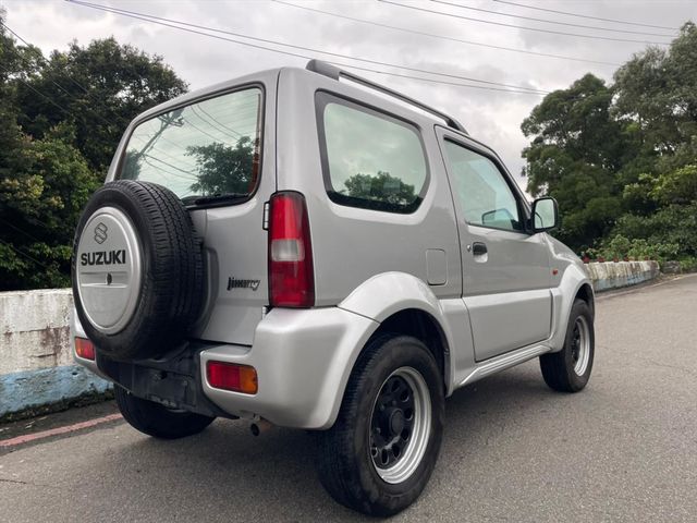 4WD 全方位汽車  第2張相片