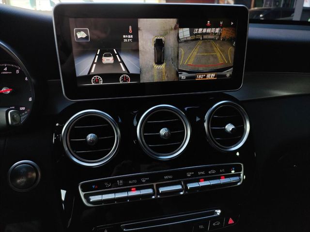 2017 GLC250 AMG 總代理  第9張相片