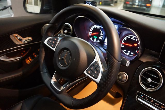 2016 GLC250 23P 滿配  第10張相片