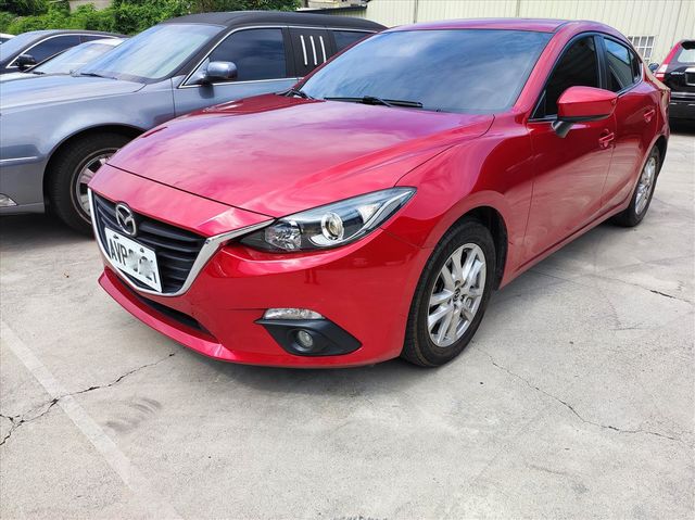 MAZDA 3  第1張相片