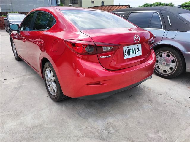 MAZDA 3  第2張相片