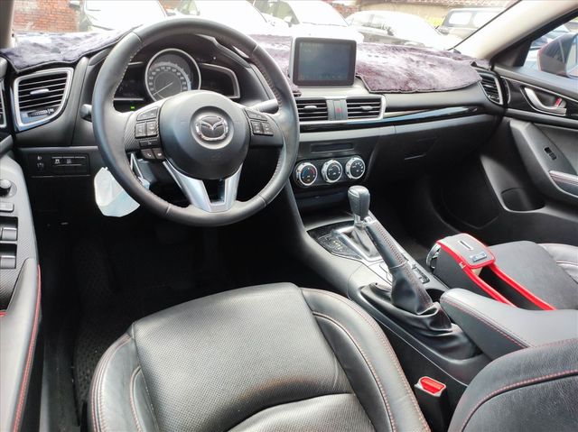 MAZDA 3  第3張相片