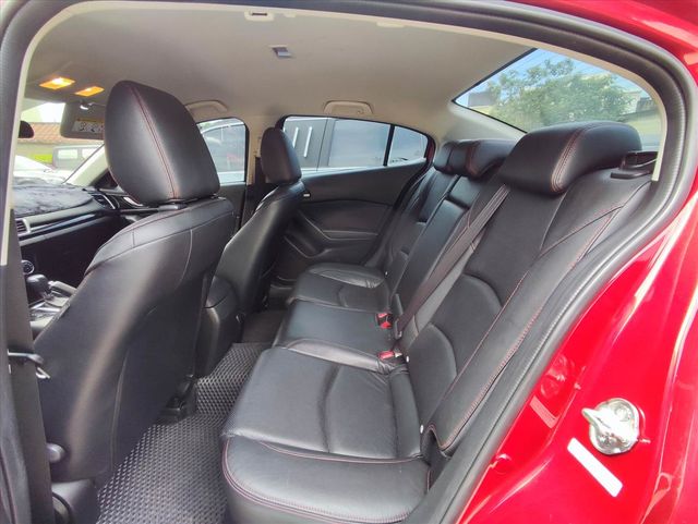 MAZDA 3  第4張相片