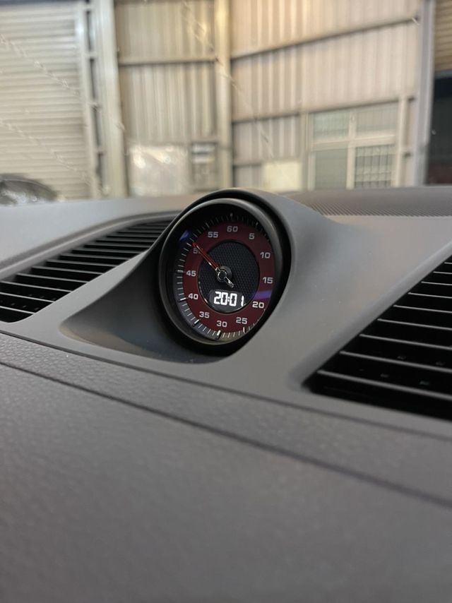 Cayenne S 選配88萬  第17張相片
