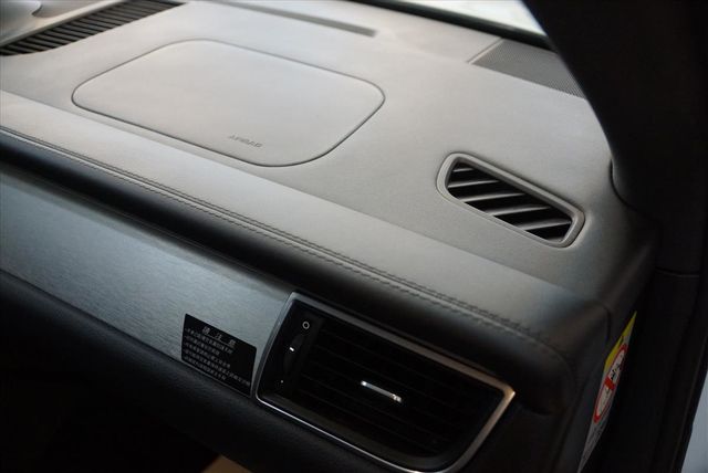 14 MACAN 3.6 TURBO  第15張相片