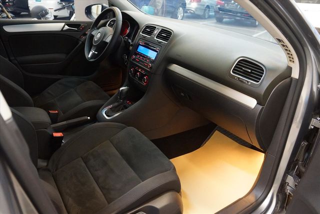 2011領牌 2.0TDI 柴油省油省稅  第8張相片