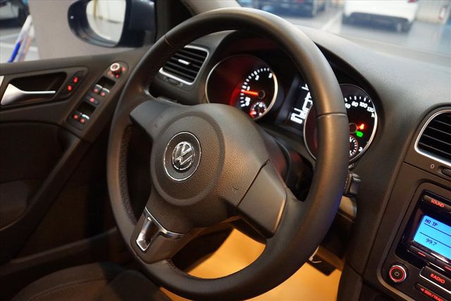 2011領牌 2.0TDI 柴油省油省稅  第11張相片
