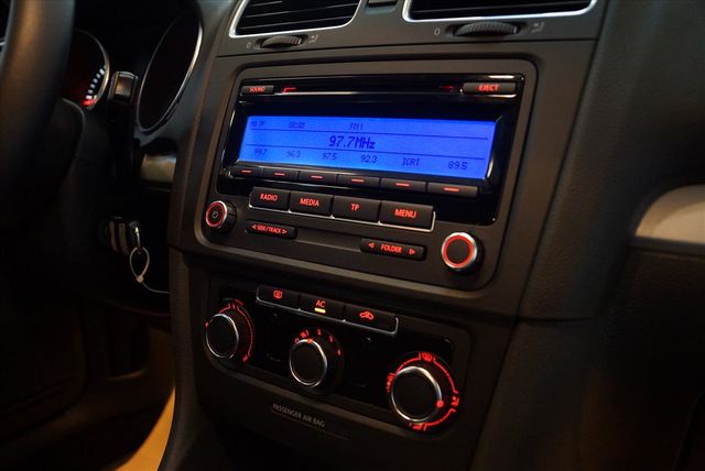 2011領牌 2.0TDI 柴油省油省稅  第13張相片