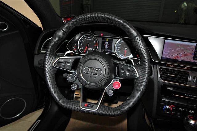 總代理 Audi RS4 旅行車  第5張相片