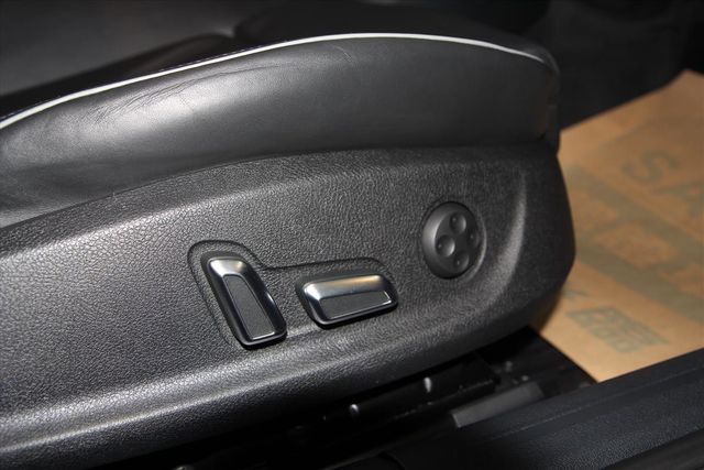 總代理 Audi RS4 旅行車  第16張相片