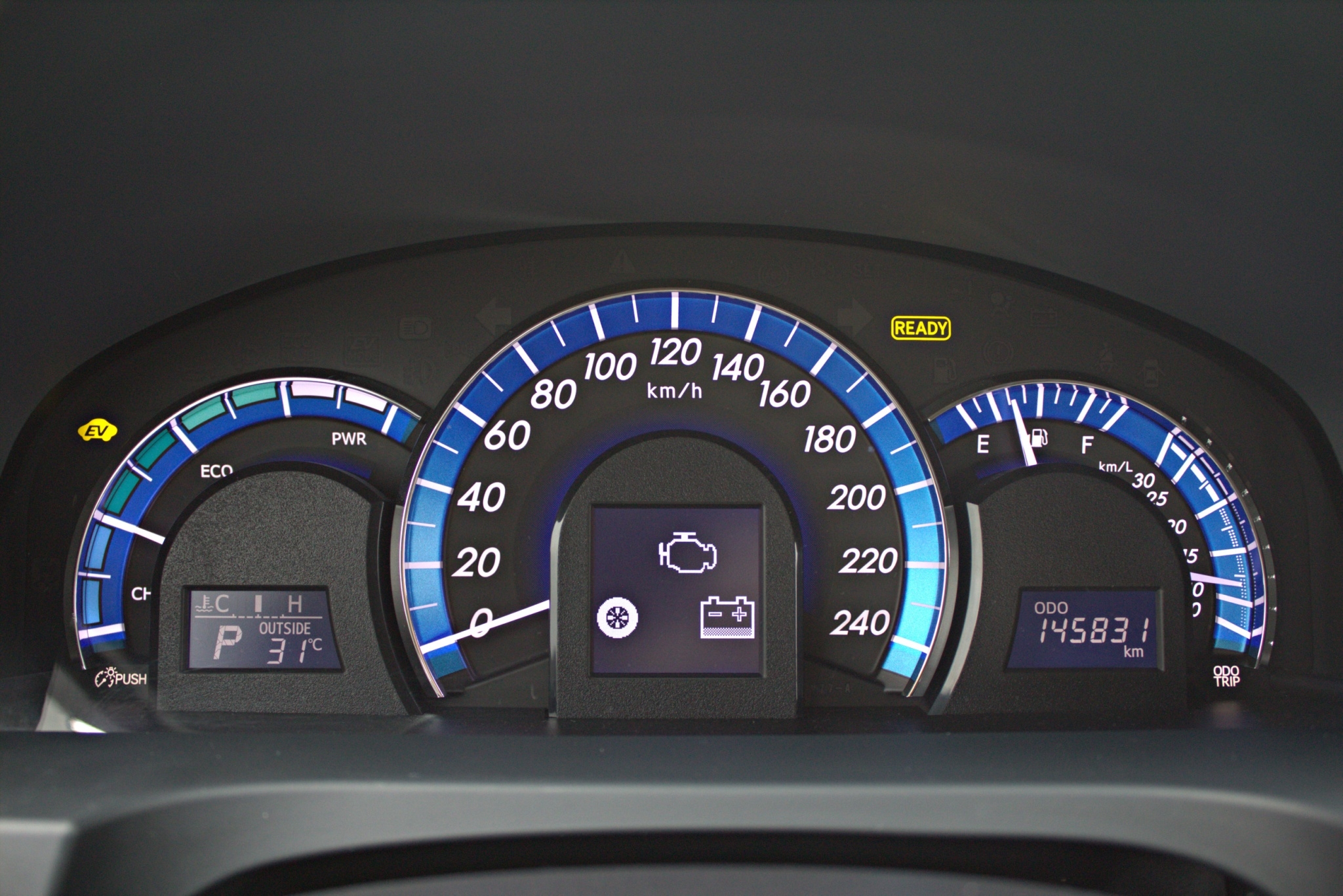好車盡在廣一SAVE卓越店【Hybrid-G、僅跑14萬、已換大電池、電動椅、SAVE認證好車】  第7張相片