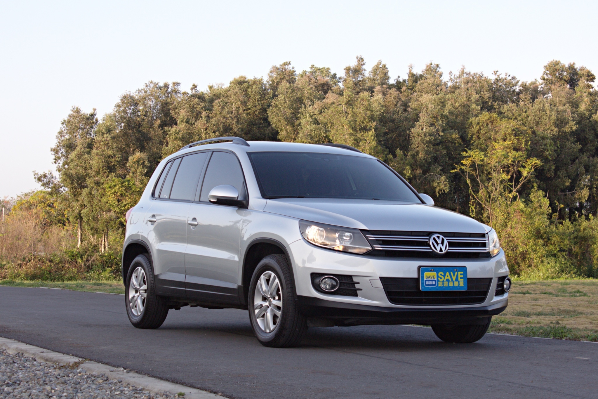 好車盡在廣一SAVE卓越店【1.4TSI、僅跑8萬、電子手煞車、自動頭燈、原鈑件認證好車】  第2張相片