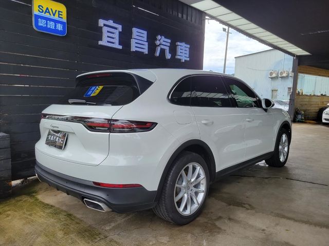 PORSCHE CAYENNE  第2張相片