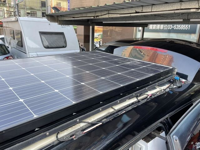 MPV 休旅車露營車  第8張相片