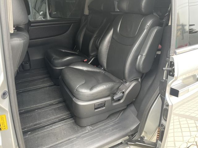 LUXGEN MPV  第8張相片