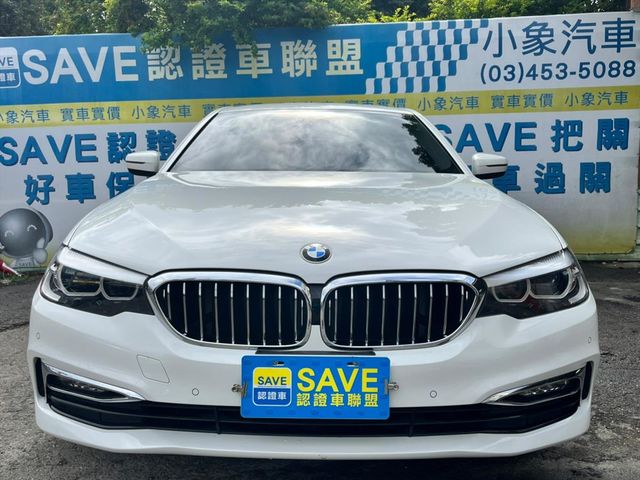 Luxury選配智慧型鑰匙 摸門 定速  第2張相片