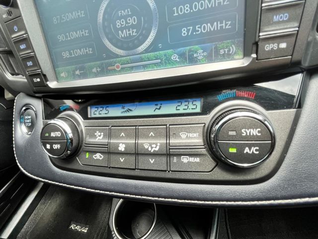 跑5萬 G版 I-KEY 天窗 倒車顯影  第10張相片