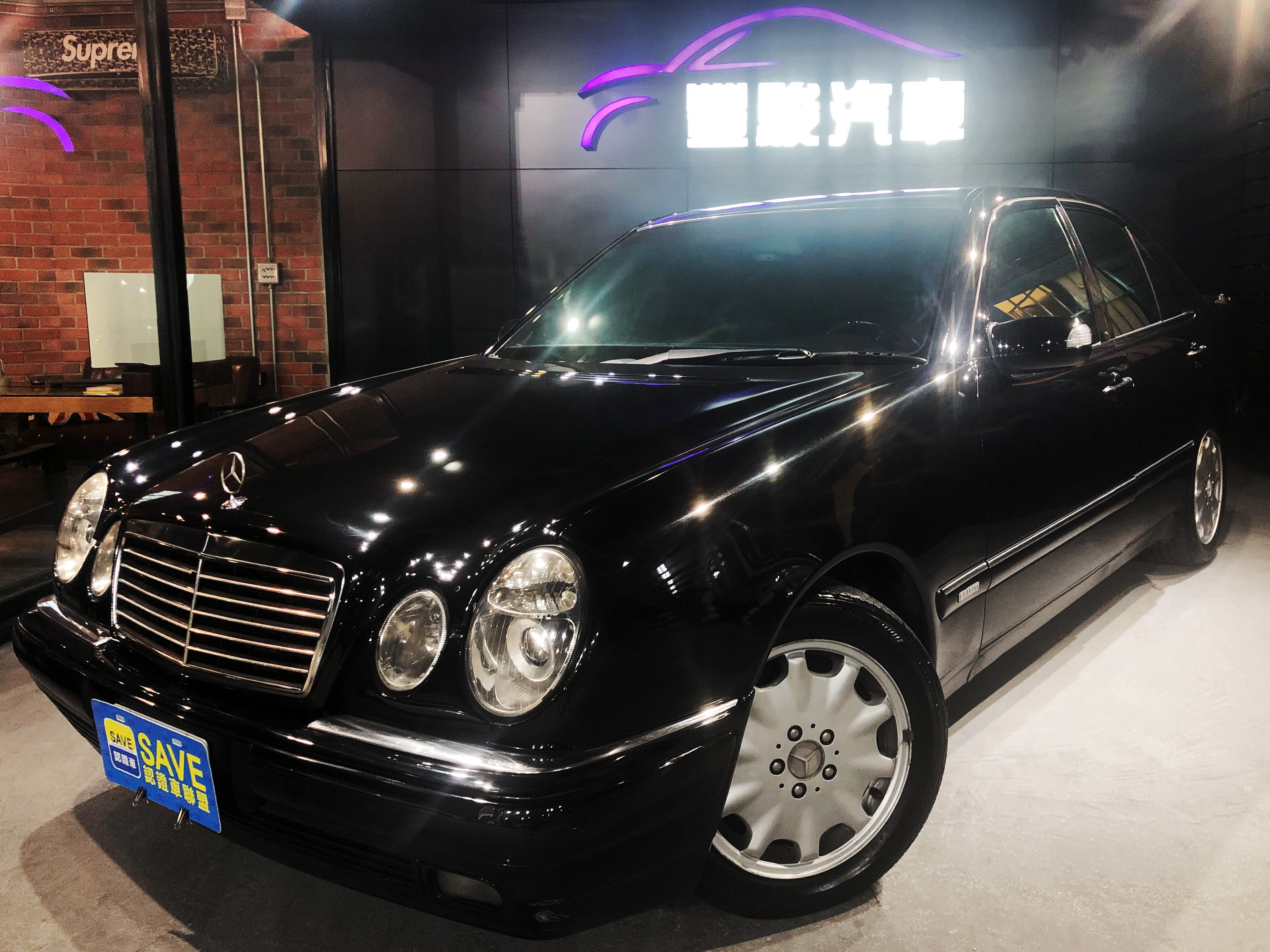 Benz 賓士e240 中古車的價格 Findcar 找車網