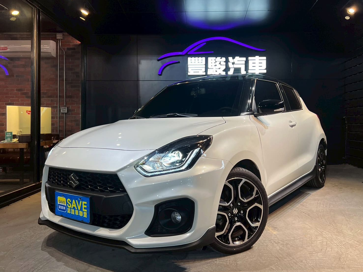 2019 Suzuki Swift Sport1.4 0938-920-586 周先生 LINE ID : 0938920586  第1張相片