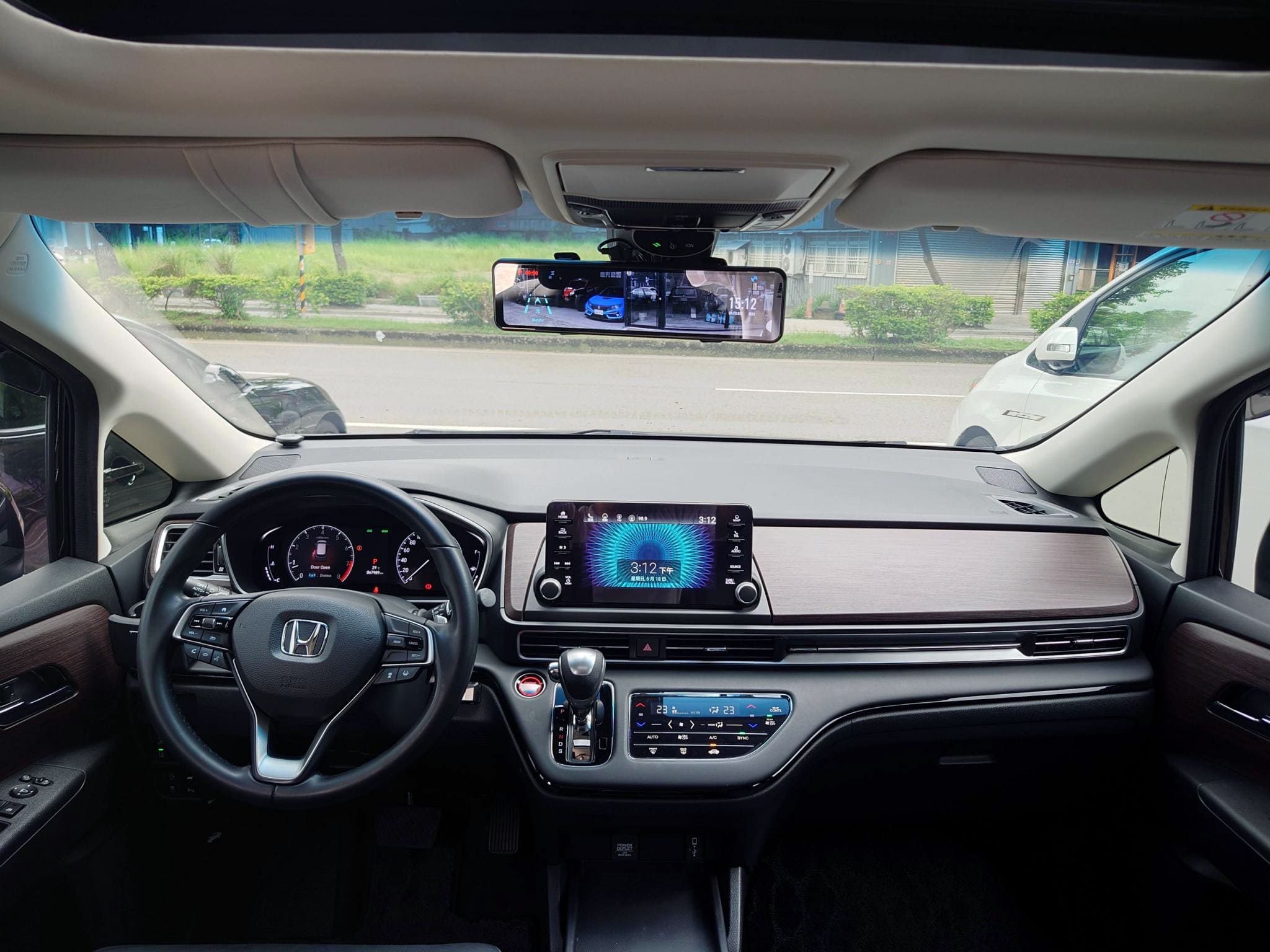 2021 Honda Odyssey 2.4 登峰版七人座 跑6萬7公里 0938-920-586 周先生 LINE ID : 0938920586  第3張相片