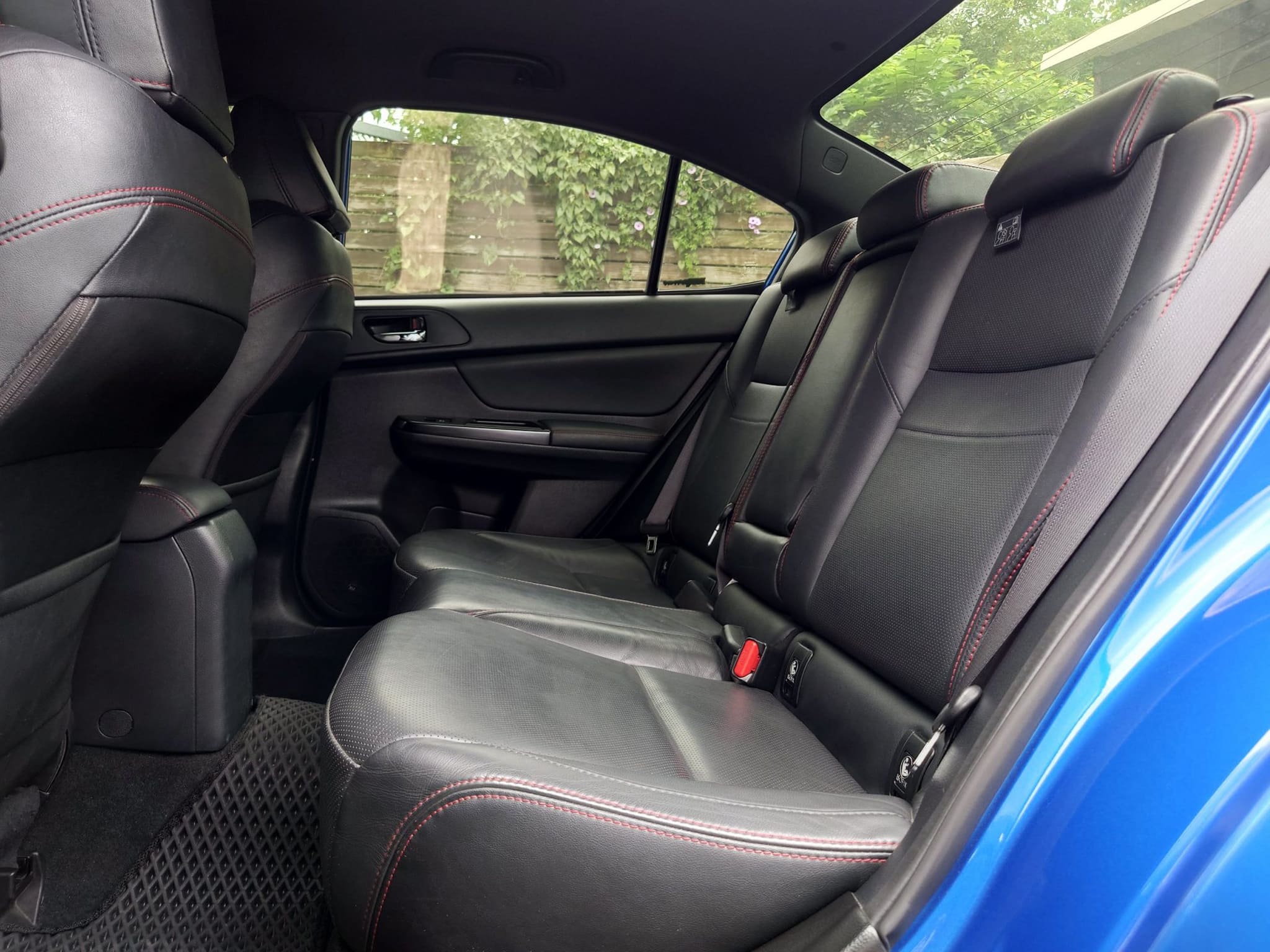 2019 SUBARU 2.0 EYESIGHT 0938-920-586 周先生 LINE ID : 0938920586  第5張相片
