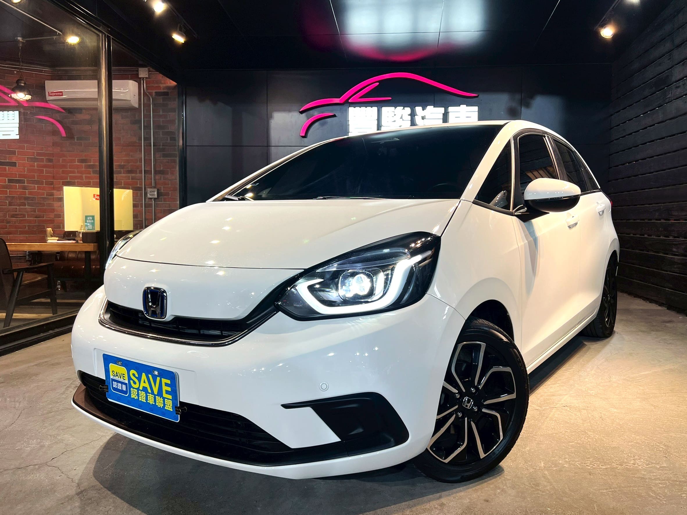 2023 Honda Fit e：HEV油電版 0938-920-586 周先生 LINE ID : 0938920586  第1張相片