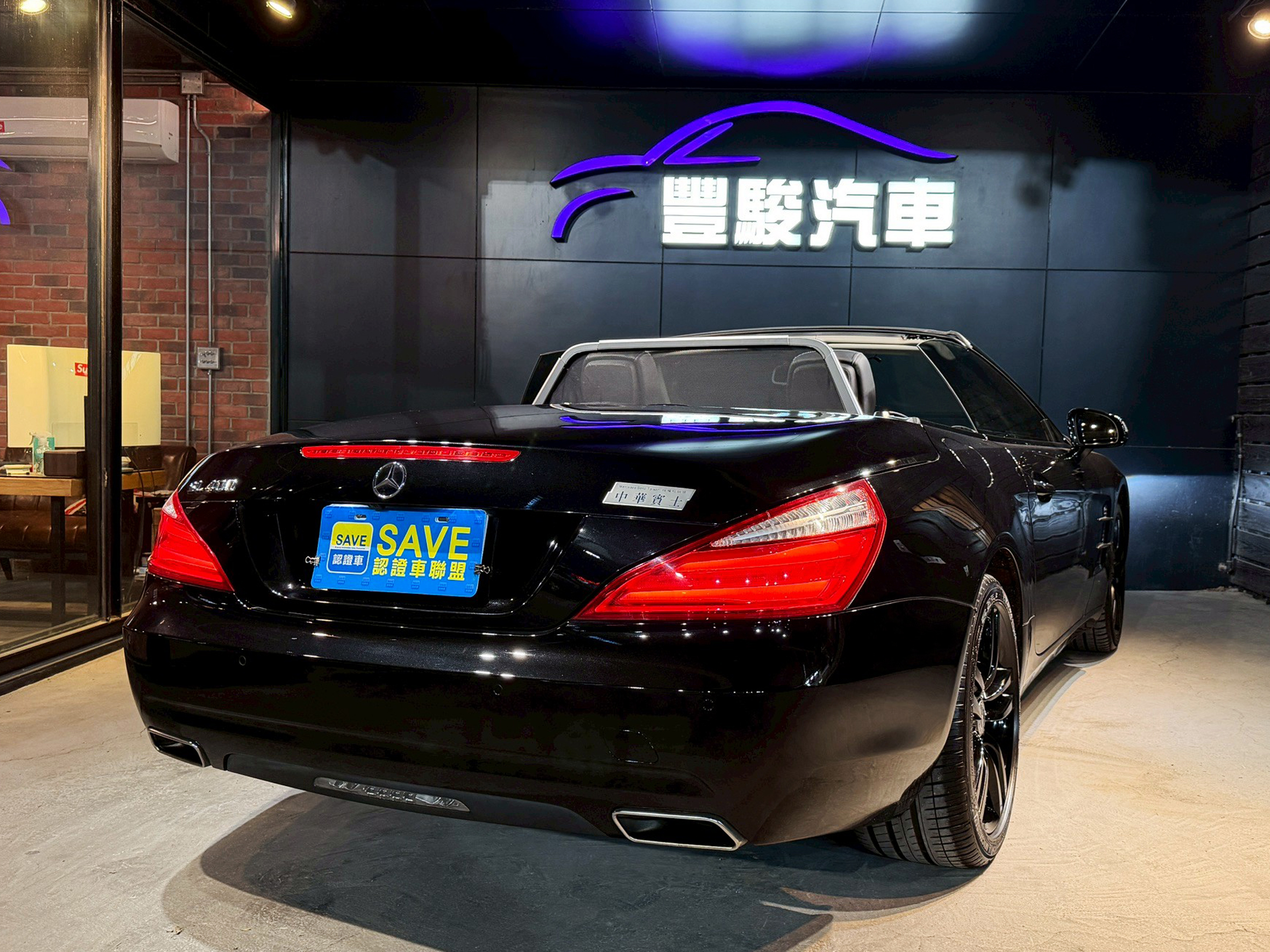 2012 M-Benz SL350 0938-920-586 周先生 LINE ID : 0938920586  第2張相片