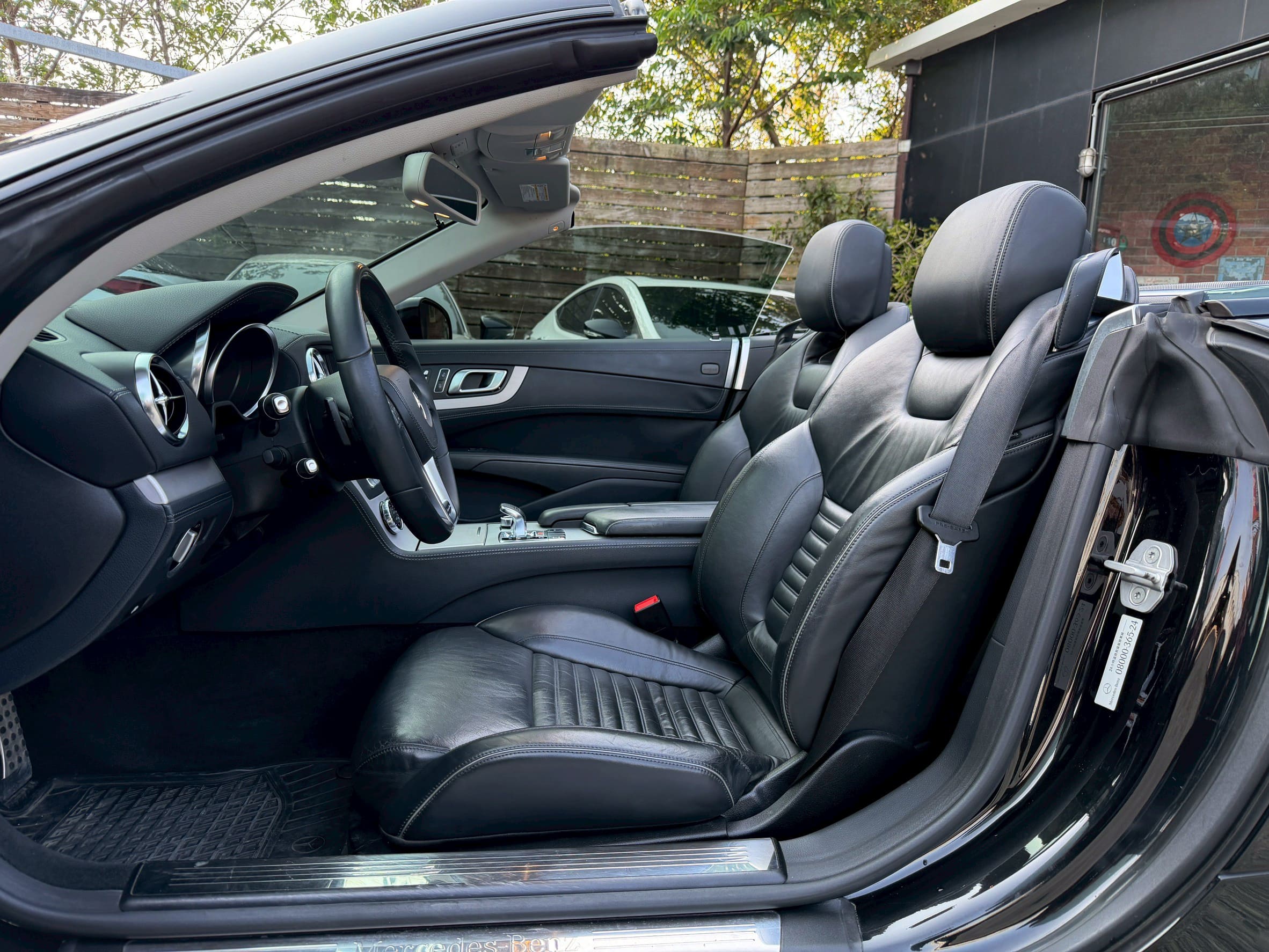 2012 M-Benz SL350 0938-920-586 周先生 LINE ID : 0938920586  第4張相片