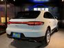 2016 Porsche Macan 2.0T 舊改新貫穿式尾燈 0938-920-586 周先生 LINE ID : 0938920586  第2張縮圖