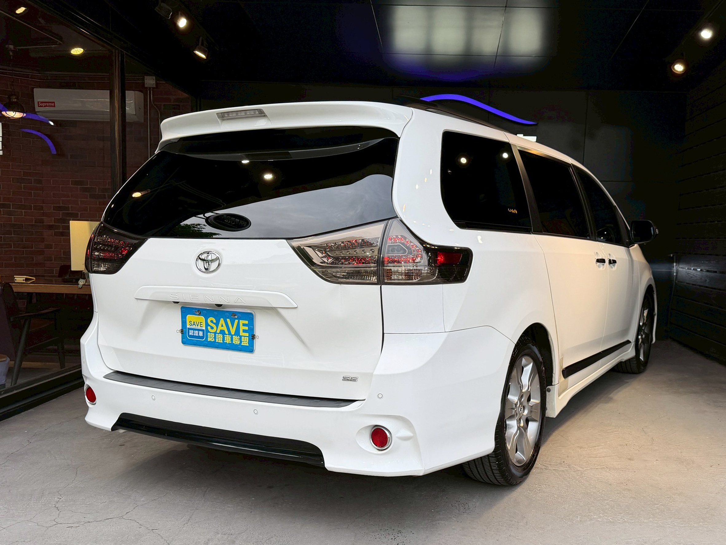 2012 Toyota SIENNA SE 3.5 跑6萬5公里 0938-920-586 周先生 LINE ID : 0938920586  第2張相片