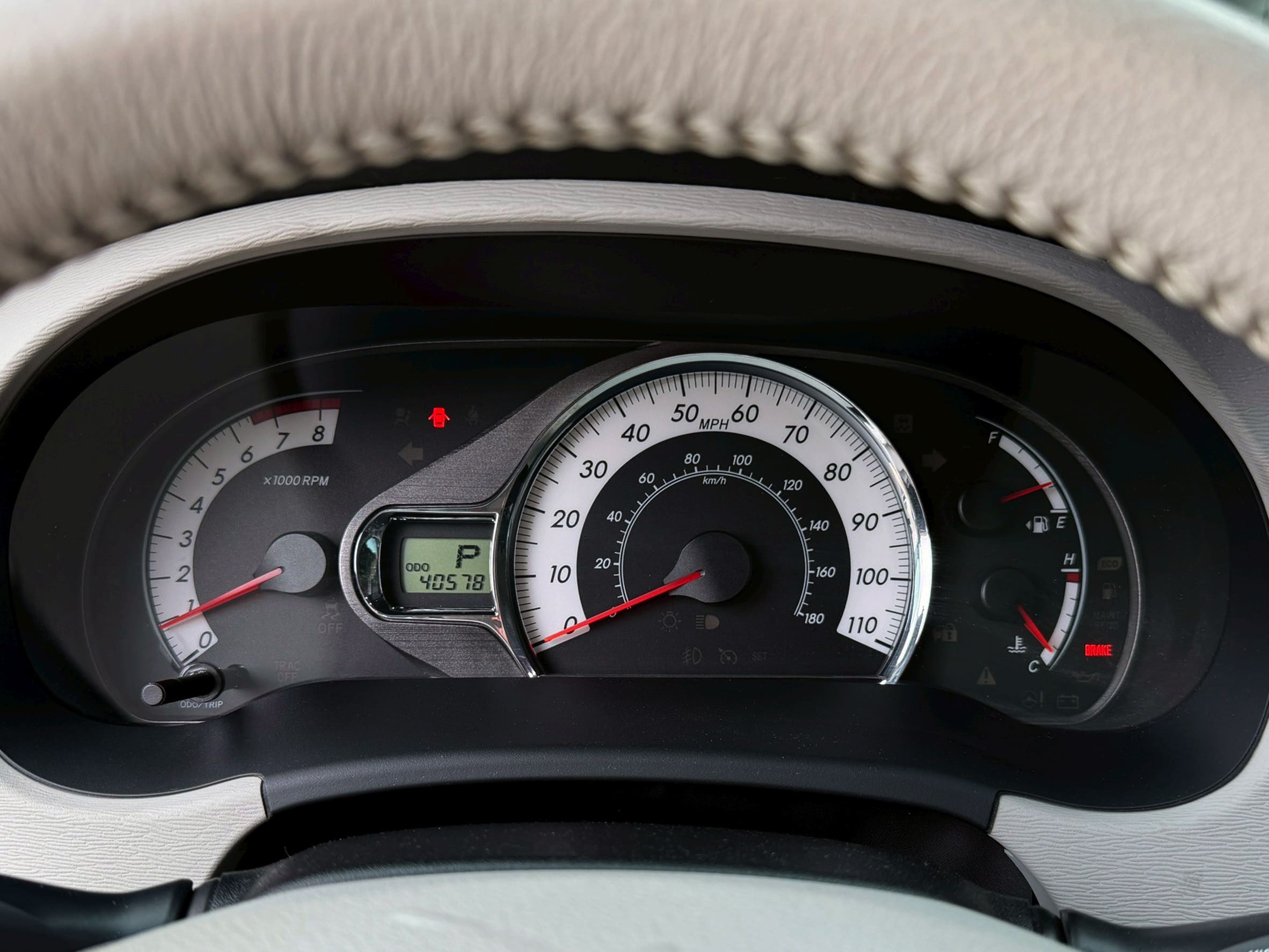 2012 Toyota SIENNA SE 3.5 跑6萬5公里 0938-920-586 周先生 LINE ID : 0938920586  第4張相片