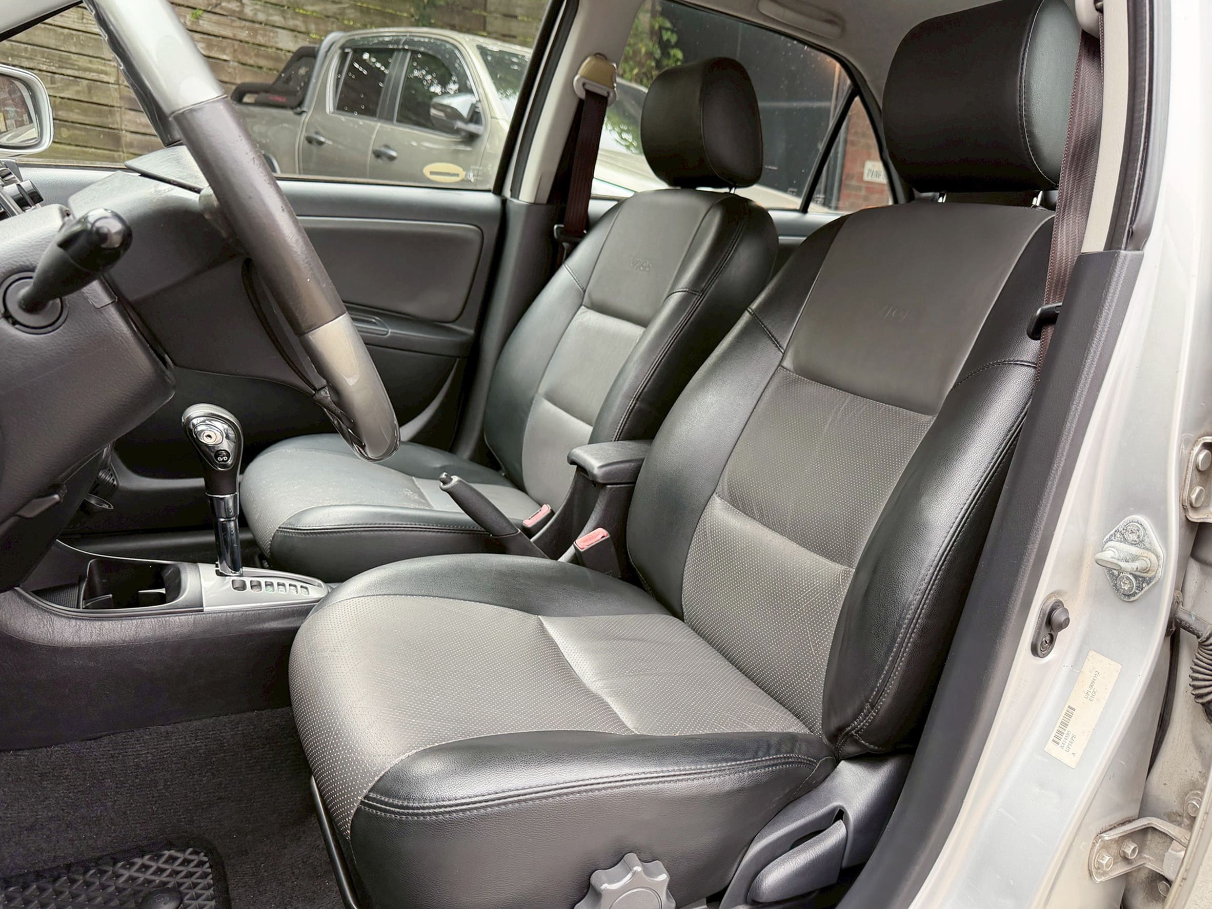 2006 TOYOTA VIOS 1.5 E 只跑7萬4公里 0938-920-586 周先生 LINE ID : 0938920586  第5張相片