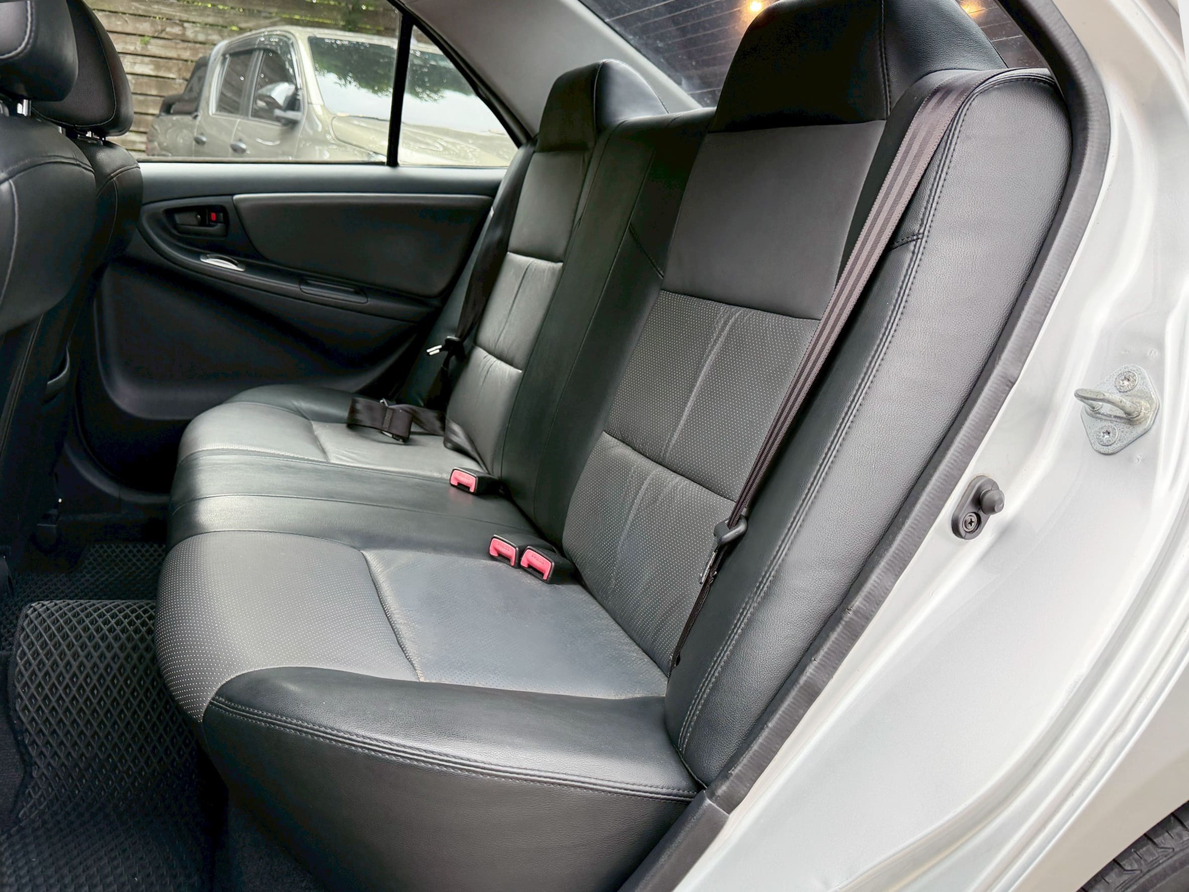 2006 TOYOTA VIOS 1.5 E 只跑7萬4公里 0938-920-586 周先生 LINE ID : 0938920586  第6張相片