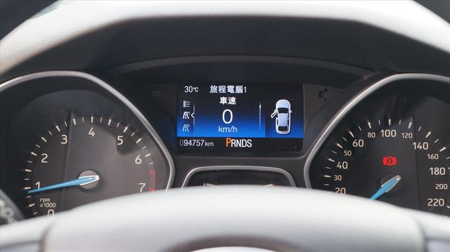 2016年 FORD FOCUS 1.6  第19張相片