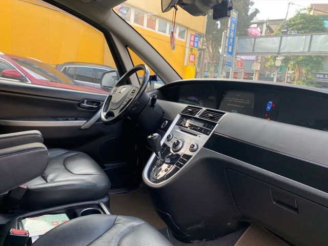 納智捷 空間大 物超所值的休旅車  第2張相片