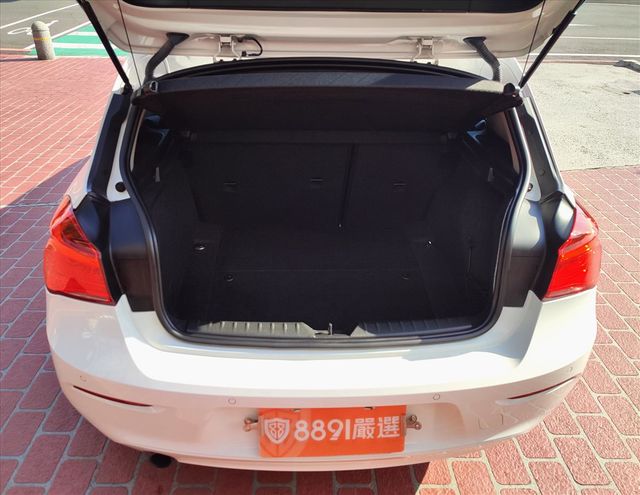 BMW 118I  第7張相片