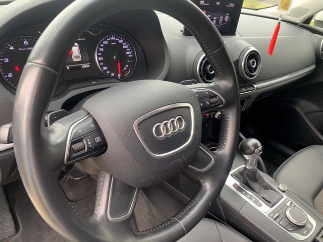 2014 Audi A3  第14張相片