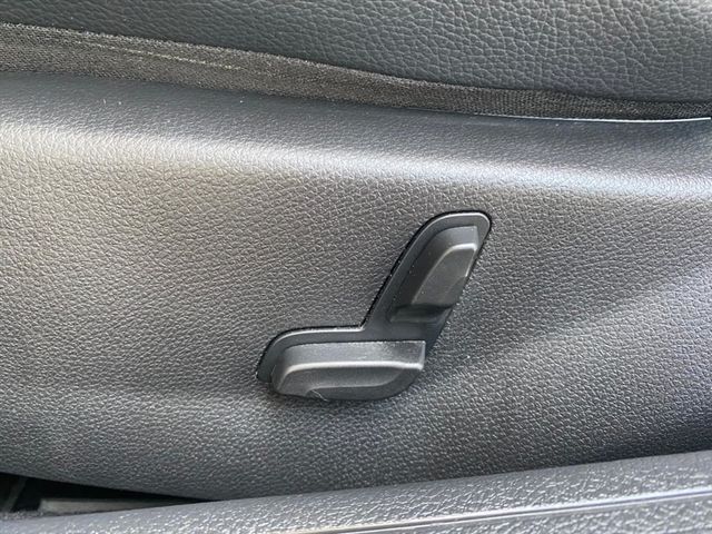2012 BENZ C250 1.8  第10張相片