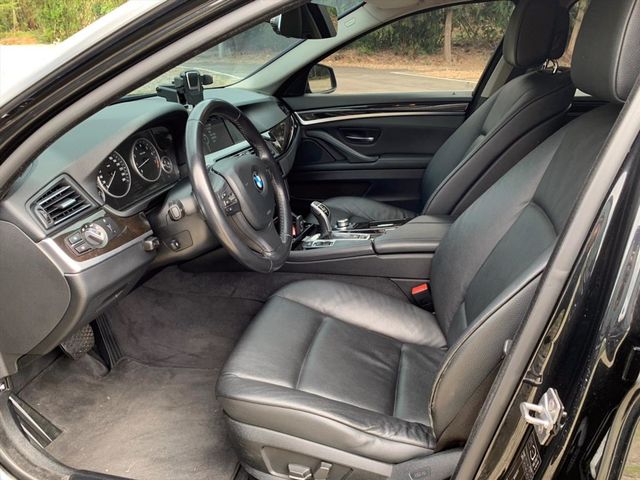 2011 bmw 523i  第9張相片