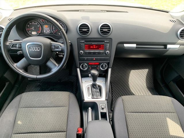 2010 Audi A3  第8張相片