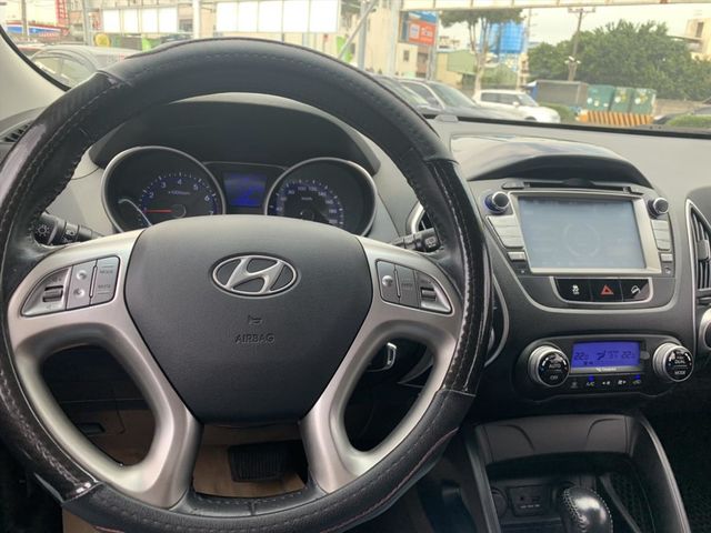 2013 IX35 僅跑8萬!  第6張相片