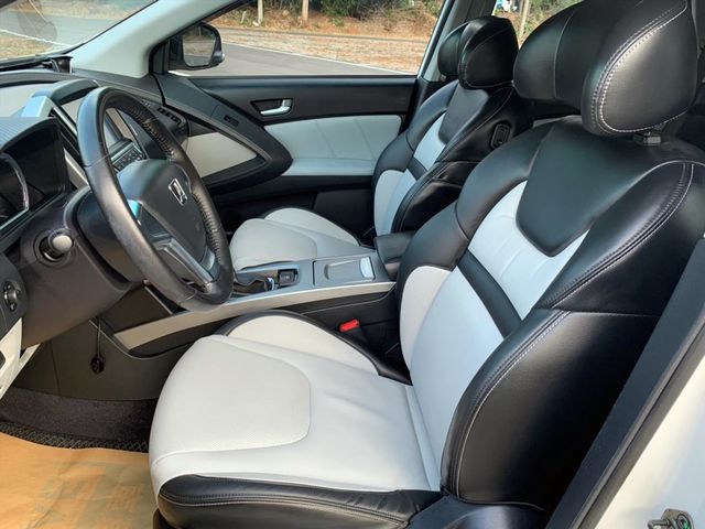 2014 LUXGEN U6  第9張相片