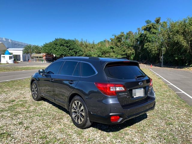 2015 SUBARU OUTBACK  第2張相片